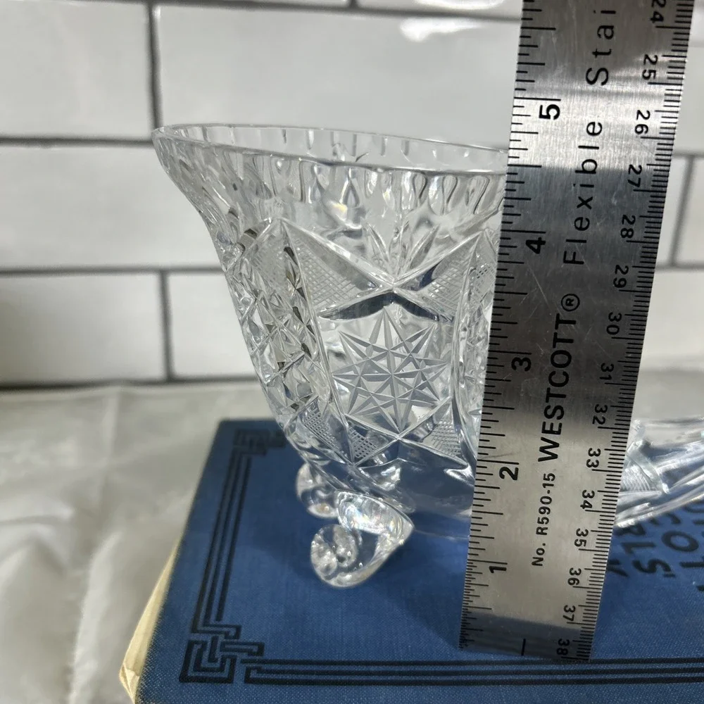 Vintage Hand-Cut Crystal Cornucopia Horn of Plenty Centerpiece Foot Vase